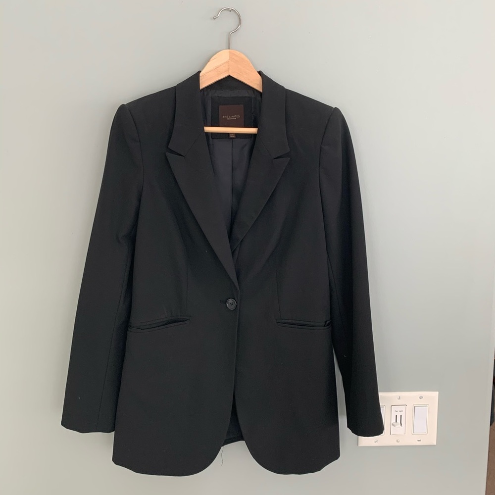 Women’s Suit Coat / Blazer